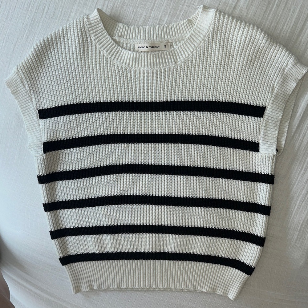 moon & madison Black and White Striped Knit Vest
